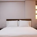 Cozy Stay Studio At 27Th Floor Daan Mogot City Apartment By Travelio