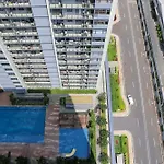 Cozy Stay Studio At 27Th Floor Daan Mogot City Apartment By Travelio
